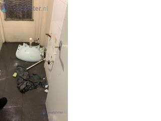 Loodgieter Ophangen wasbak Nieuwe wasbak