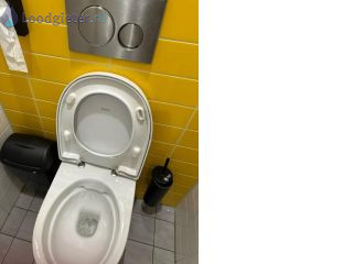 Loodgieter WC blijft doorlopen Doorlopend toilet