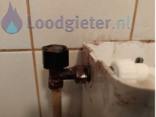 Loodgieter Langzaam vullend reservoir Langzaam vullend reservoir + hoekstopkraantje vervangen