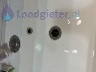 Loodgieter Wastafel verstopt Verstopping wastafel in de badkamer en gootsteen