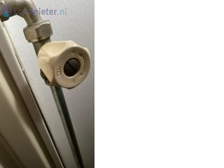Loodgieter Radiator wordt niet warm Radiator wordt niet warm