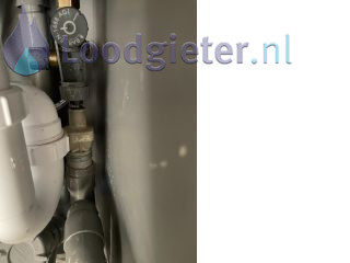 Loodgieter Lekkage gootsteen Lekkage gootsteen